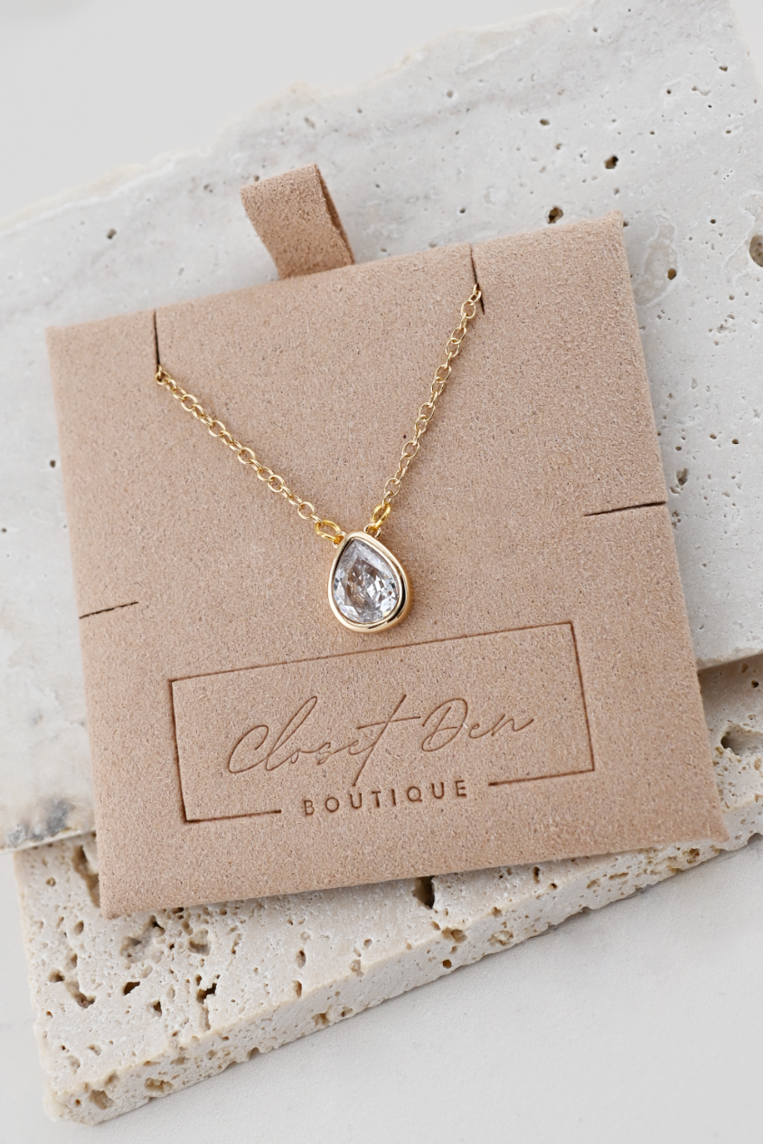 Gold Dainty Teardrop Necklace