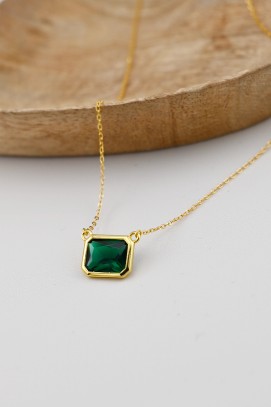 Emerald Elegance Minimalist Necklace