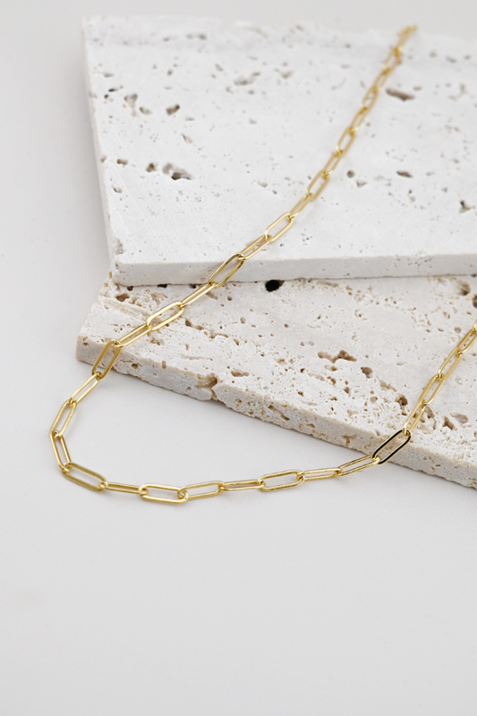 Dainty Oval Chain Link Necklace