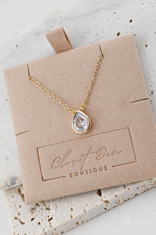 Gold Dainty Teardrop Necklace
