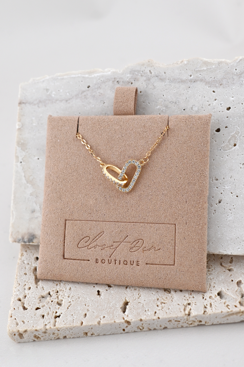 Gold Luxe Link Crystal Pendant Necklace