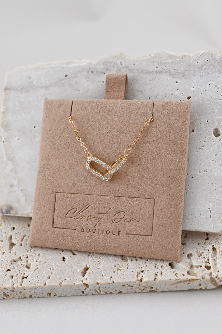 Gold Luxe Link Crystal Pendant Necklace